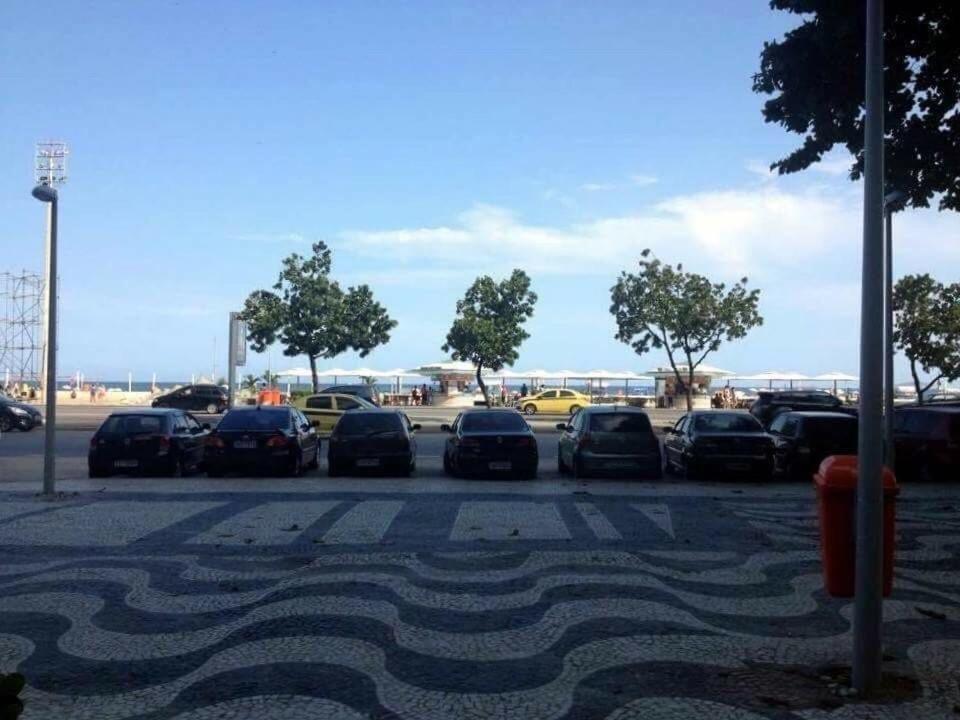 Апартаменты Frente Mar De Copacabana Рио-де-Жанейро Экстерьер фото